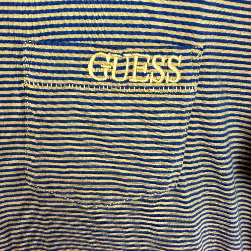 Guess Striped Pocket Tee Mens Large Yellow Navy Retro Streetwear Casual - Picture 3 of 6